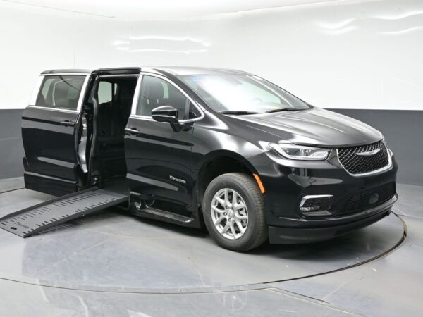 Black Chrysler Pacifica with BraunAbility Side Entry Automatic Fold Out conversion