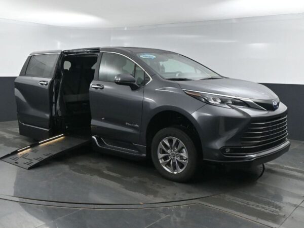 Grey Toyota Sienna with BraunAbility Side Entry Automatic Fold Out conversion
