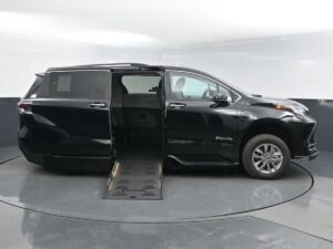 Black Toyota Sienna with BraunAbility Side Entry Automatic Fold Out conversion