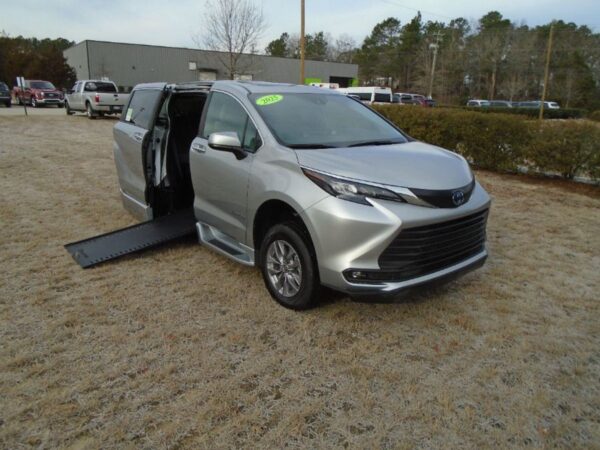 Silver Toyota Sienna with BraunAbility Side Entry Automatic In Floor conversion