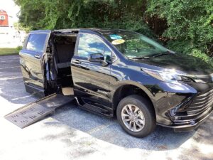 Black Toyota Sienna with BraunAbility Side Entry Automatic Fold Out conversion
