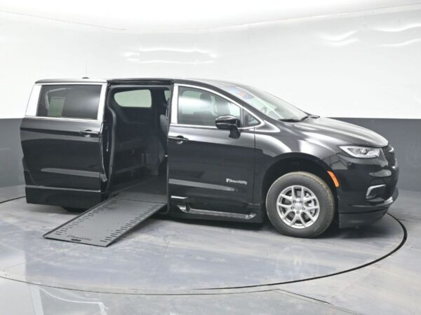 Black Chrysler Pacifica with BraunAbility Side Entry Automatic In Floor conversion