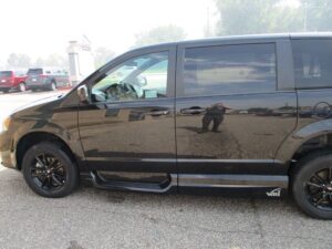 Black Dodge Grand Caravan with Vantage Mobility Side Entry Automatic In Floor conversion