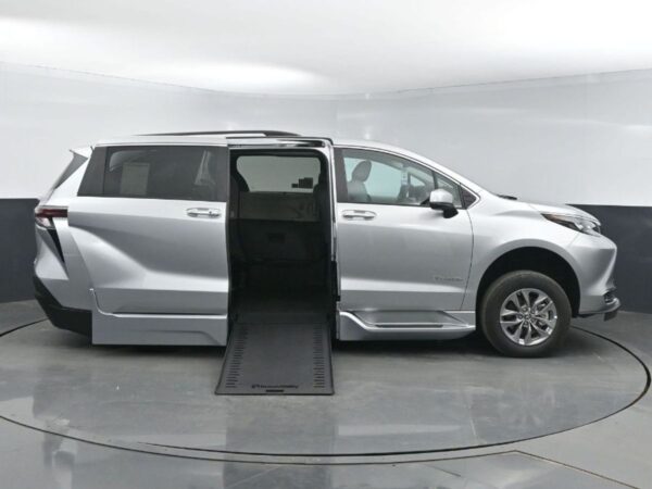 Silver Toyota Sienna with BraunAbility Side Entry Automatic In Floor conversion