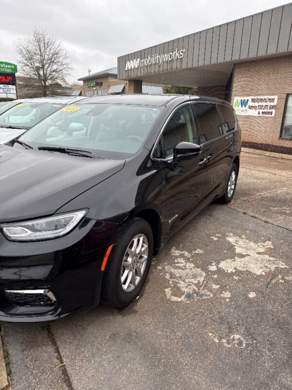 Black Chrysler Pacifica with Driverge Side Entry Automatic Fold Out conversion