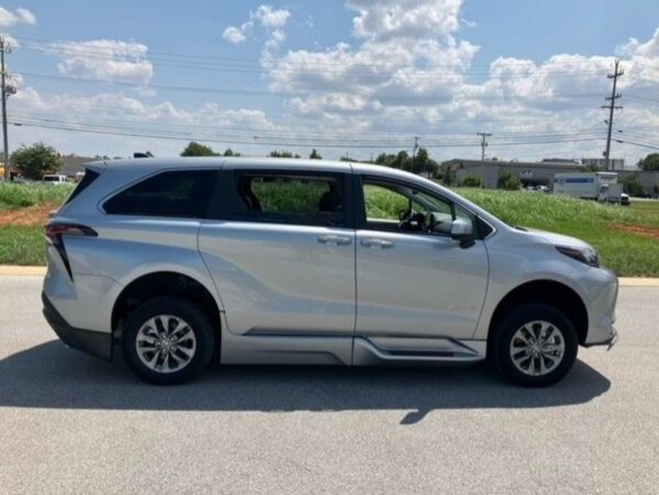 Silver Toyota Sienna with BraunAbility Side Entry Automatic Fold Out conversion