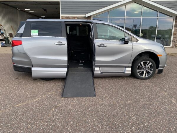 Silver Honda Odyssey with Vantage Mobility Side Entry Automatic In Floor conversion