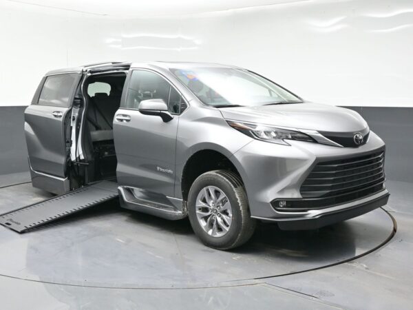 Grey Toyota Sienna with BraunAbility Side Entry Automatic In Floor conversion