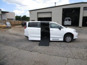 White Chrysler Voyager with Vantage Mobility Side Entry Automatic In Floor conversion