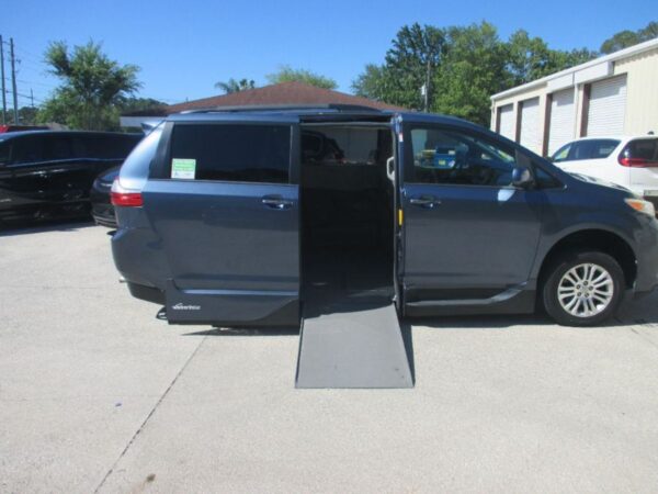 Blue Toyota Sienna with Vantage Mobility Side Entry Automatic In Floor conversion