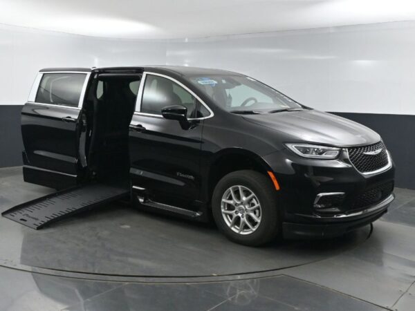Black Chrysler Pacifica with BraunAbility Side Entry Automatic Fold Out conversion