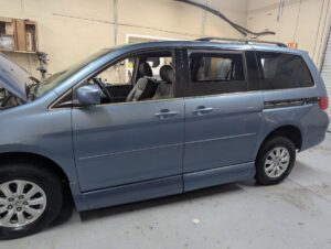 Honda Odyssey with Vantage Mobility Side Entry Automatic In Floor conversion
