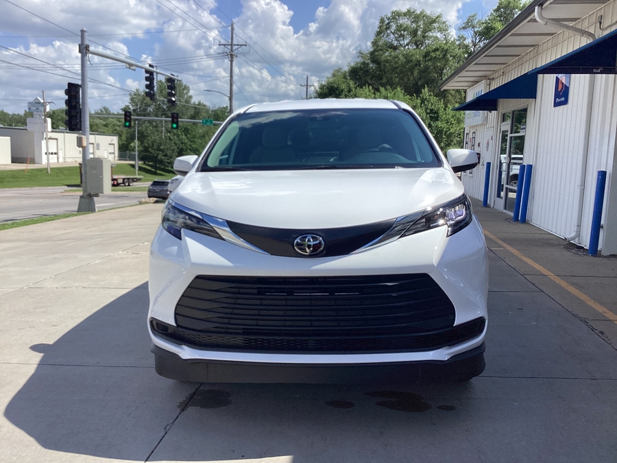 White Toyota Sienna with Vantage Mobility Side Entry Manual In Floor conversion